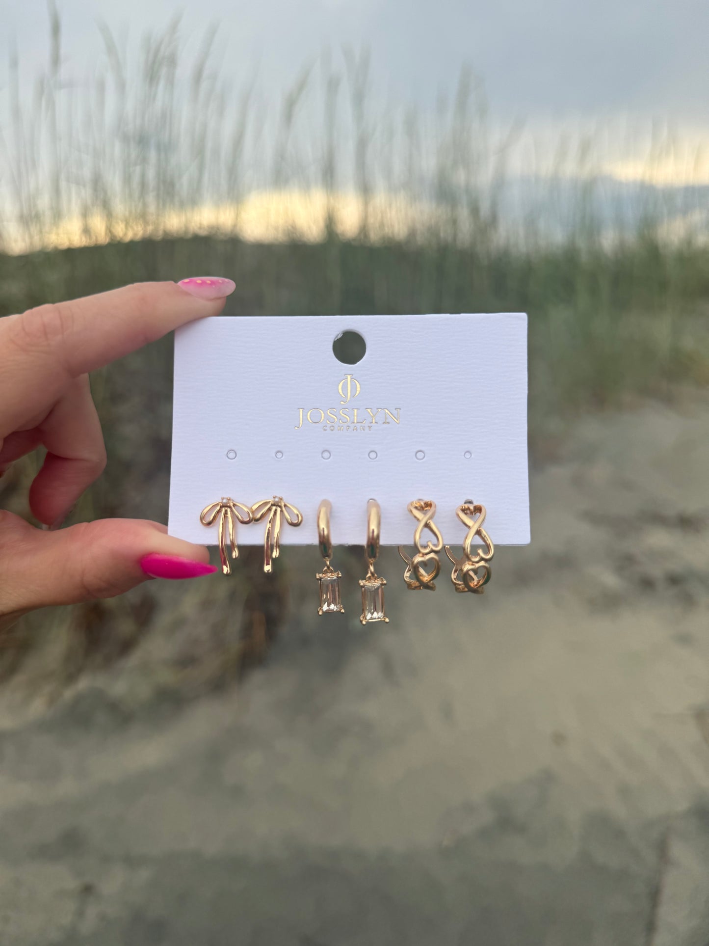 Gold Bow Earring Set
